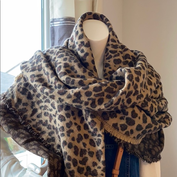 Zara blanket/wrap/shawl
